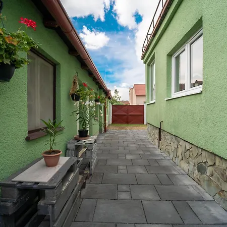 By Interhome Velky Osek